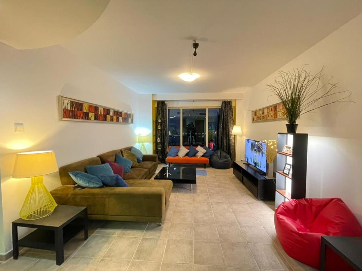 Travelers Backpackers Pansiyon Dubai Dış mekan fotoğraf