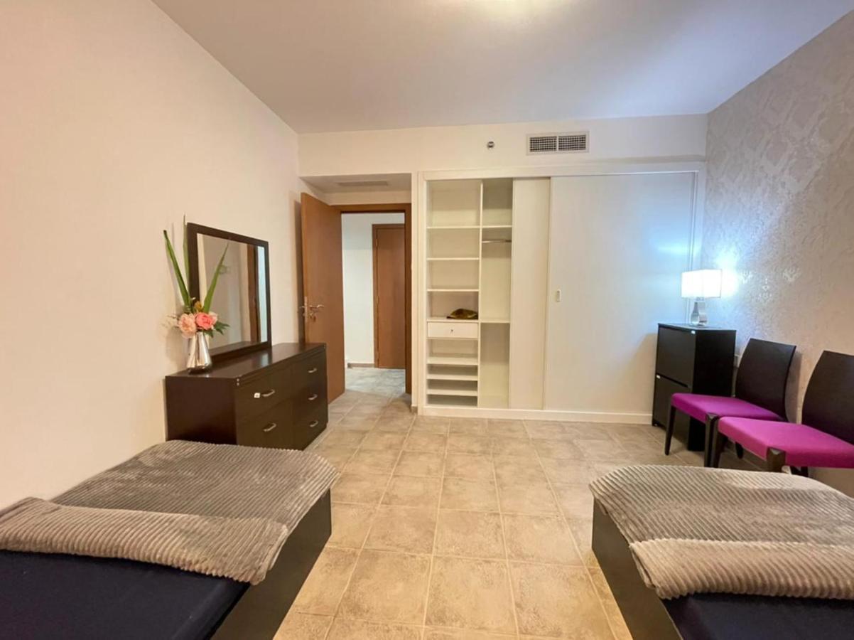 Travelers Backpackers Pansiyon Dubai Dış mekan fotoğraf