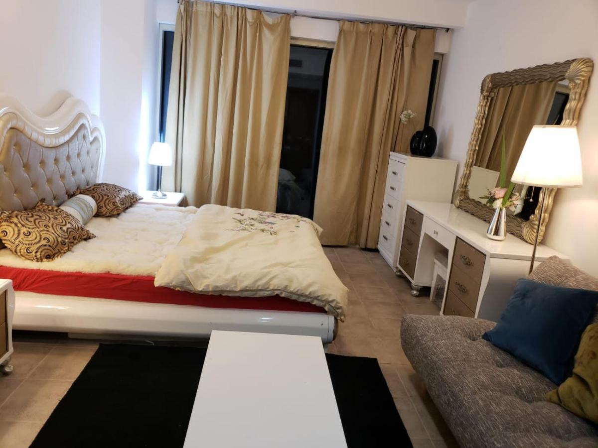 Travelers Backpackers Pansiyon Dubai Dış mekan fotoğraf