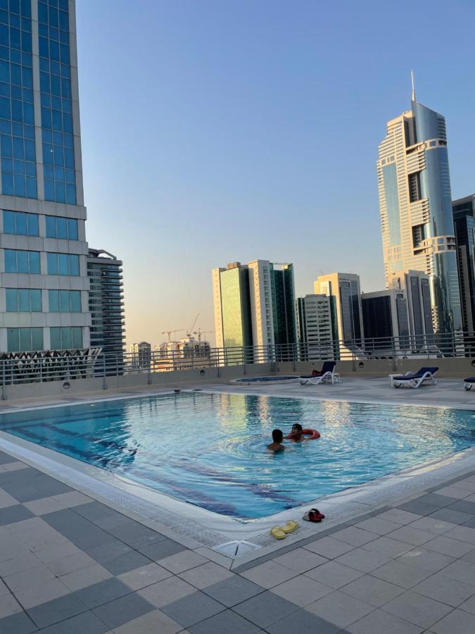 Travelers Backpackers Pansiyon Dubai Dış mekan fotoğraf