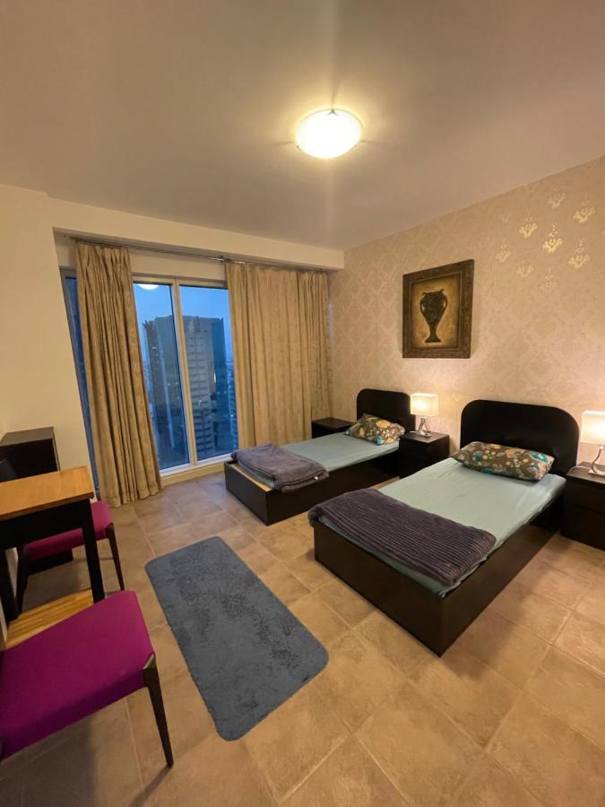 Travelers Backpackers Pansiyon Dubai Dış mekan fotoğraf