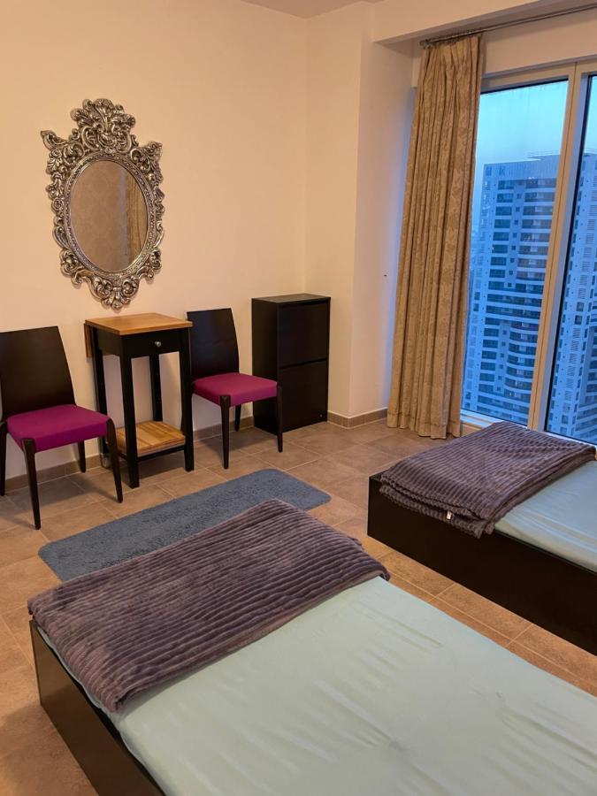 Travelers Backpackers Pansiyon Dubai Dış mekan fotoğraf