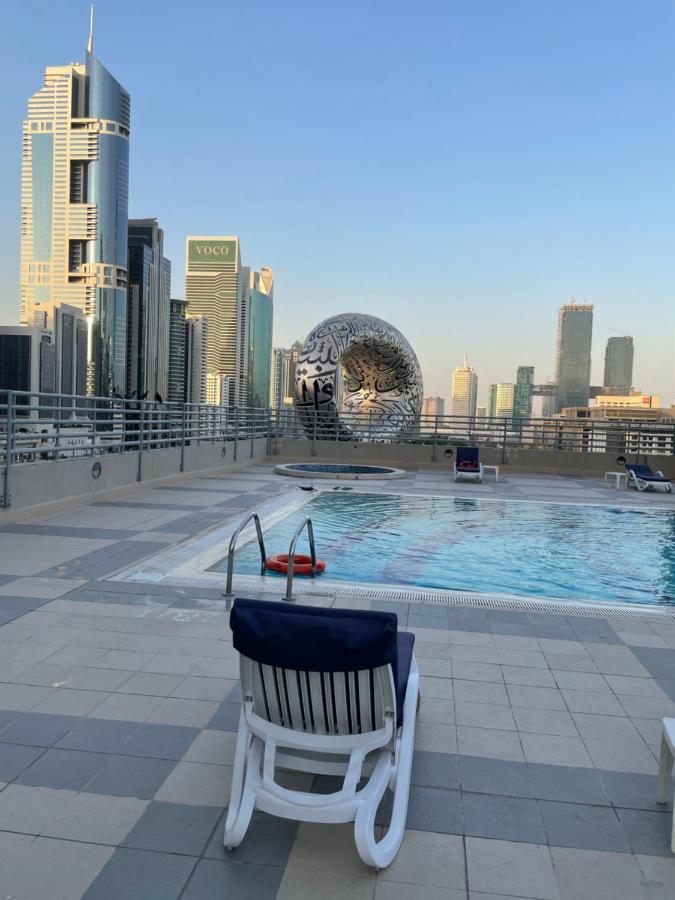 Travelers Backpackers Pansiyon Dubai Dış mekan fotoğraf