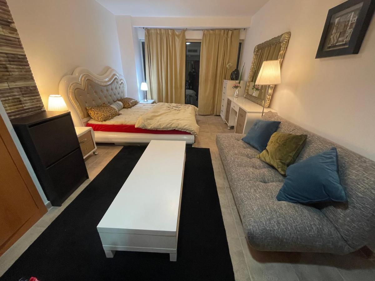 Travelers Backpackers Pansiyon Dubai Dış mekan fotoğraf