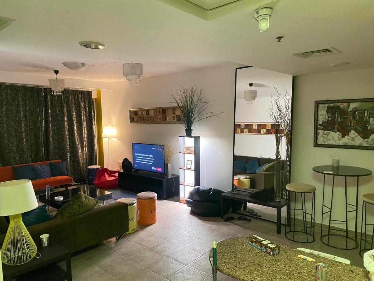 Travelers Backpackers Pansiyon Dubai Dış mekan fotoğraf